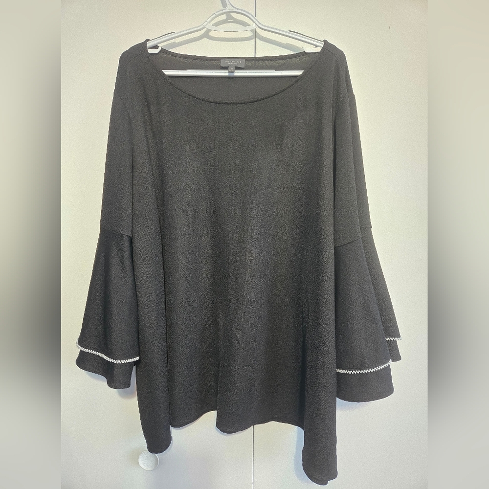 The‎ Limited Black Bell Sleeve with Beaded Detail Women's Blouse- Size 2X